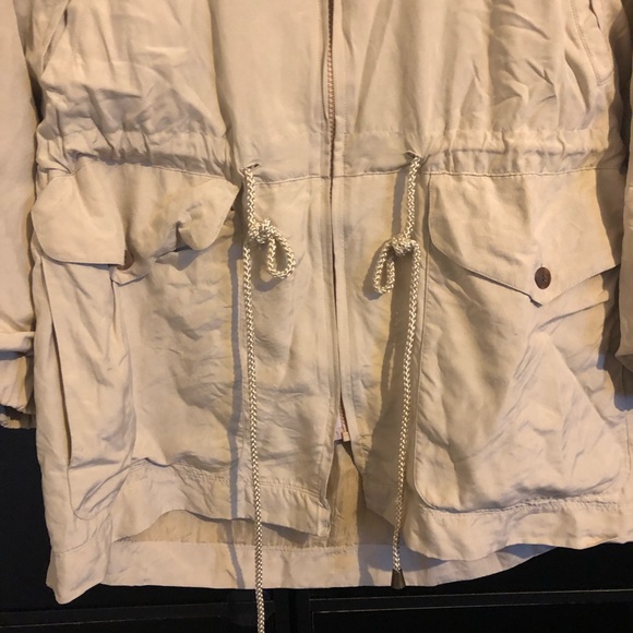 100% Silk Jacket!! - Picture 2 of 8